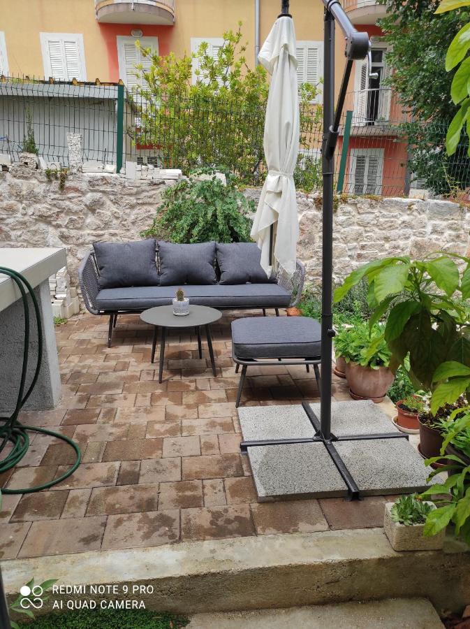 Podvrsina1A Rosa Villa Preko Exterior foto