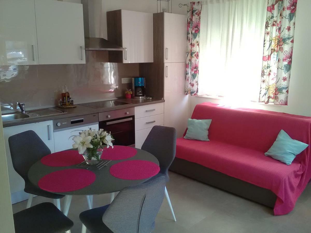 Podvrsina1A Rosa Villa Preko Exterior foto