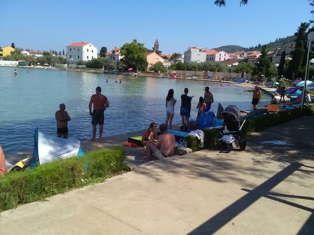 Podvrsina1A Rosa Villa Preko Exterior foto